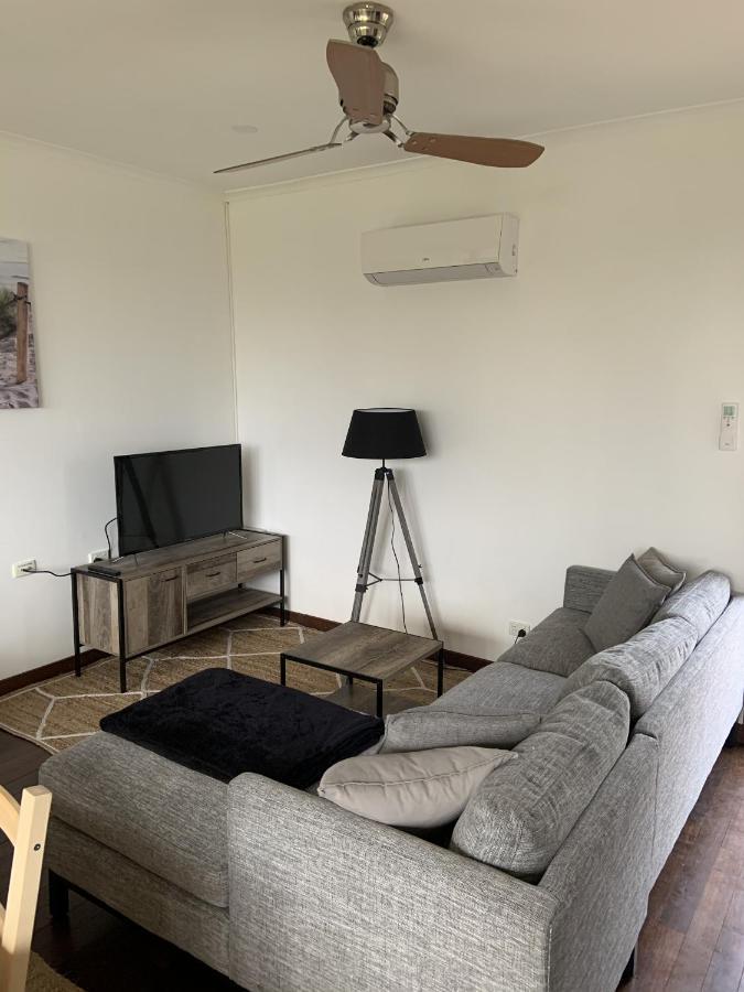 Moana Beach Sunset Holiday Accommodation B Bagian luar foto